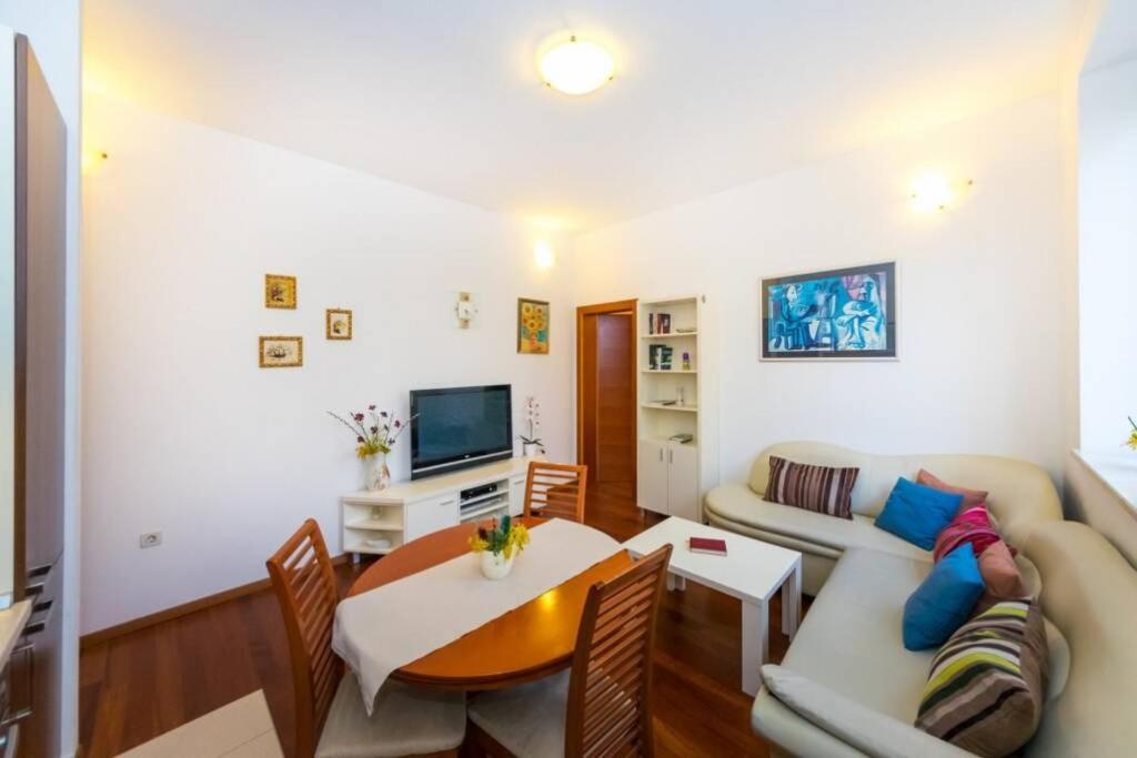 Sea Organ Apartment Zadar Exterior photo